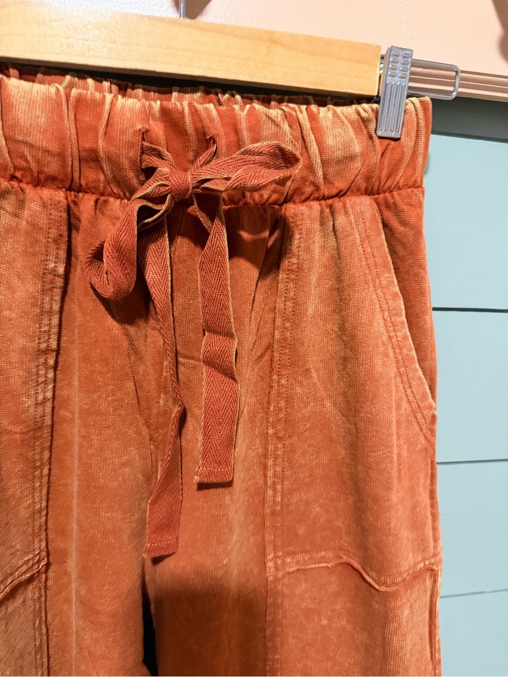 🚨 only large left’ New zenana rust wide leg sweatpants pants - Picture 3 of 3
